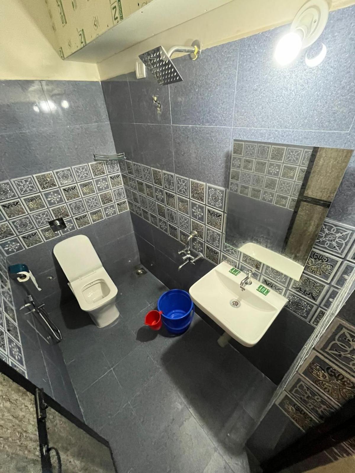 Hotel Saffron Baga Bagian luar foto