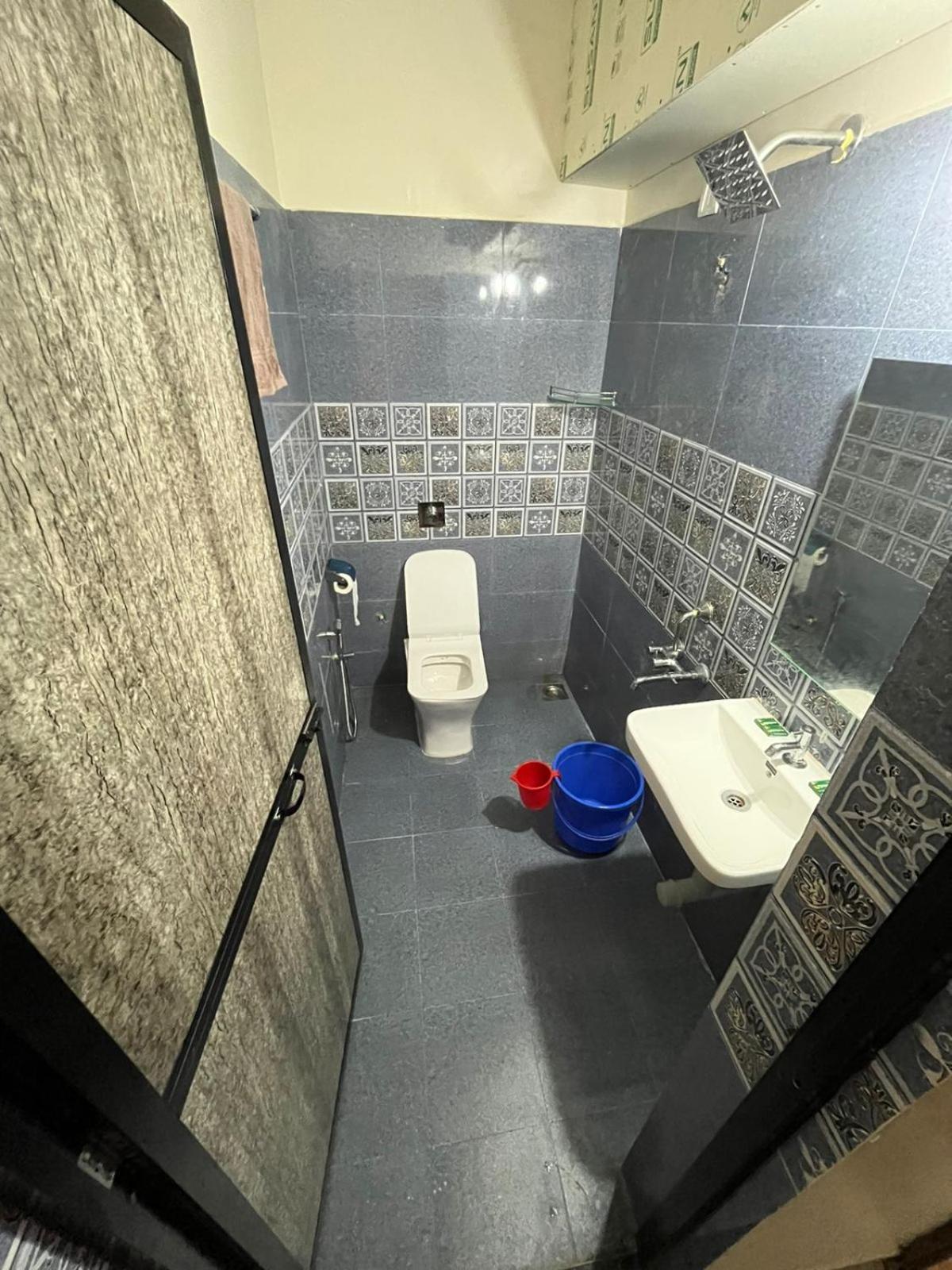 Hotel Saffron Baga Bagian luar foto