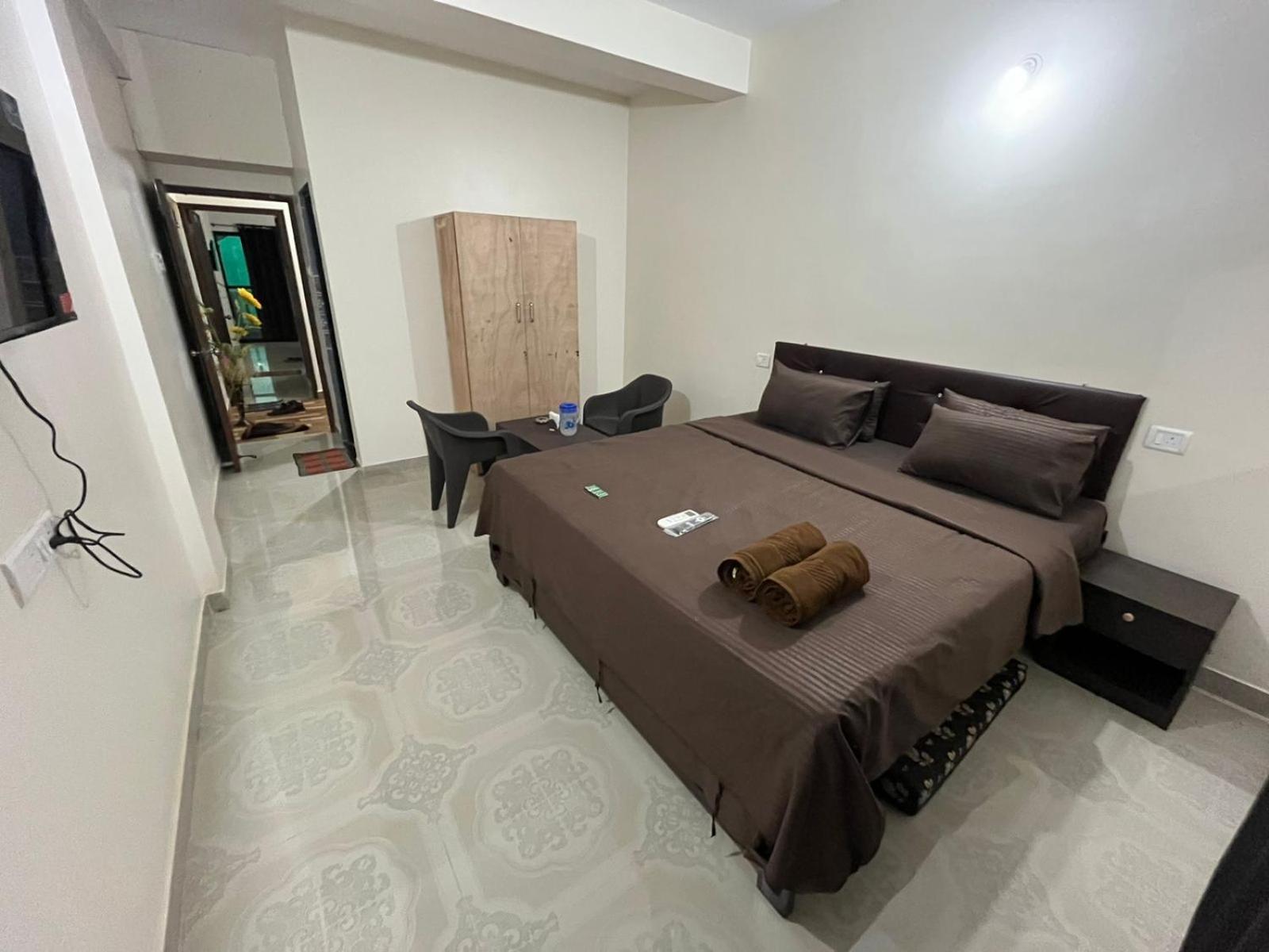 Hotel Saffron Baga Bagian luar foto